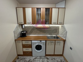 1 спаваћа соба Лјатно кино Тракија, Варна 4