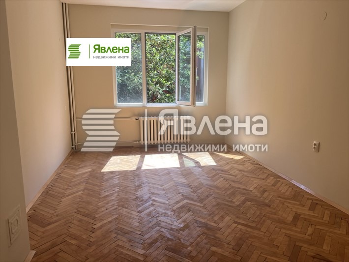 Дава под наем 3-СТАЕН, гр. София, Център, снимка 2 - Апартаменти - 54874827