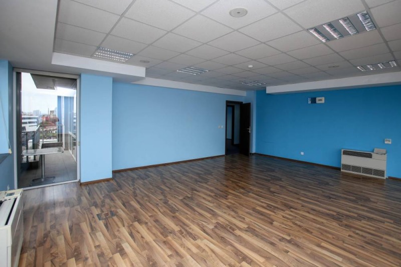 Издаје се  Канцеларија Софија , Подујане , 650 м2 | 66654732 - слика [9]