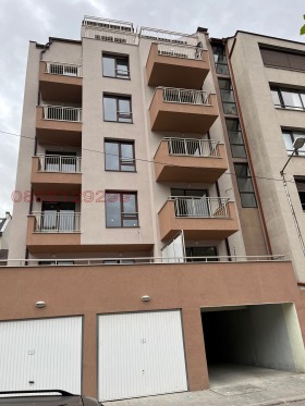 Едностайни апартаменти под наем в град София, Център — страница 2 - изображение 4 