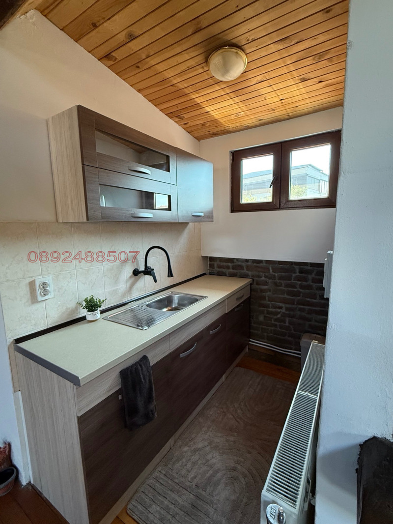 Дава под наем АТЕЛИЕ, ТАВАН, гр. Русе, Център, снимка 3 - Апартаменти - 52753365