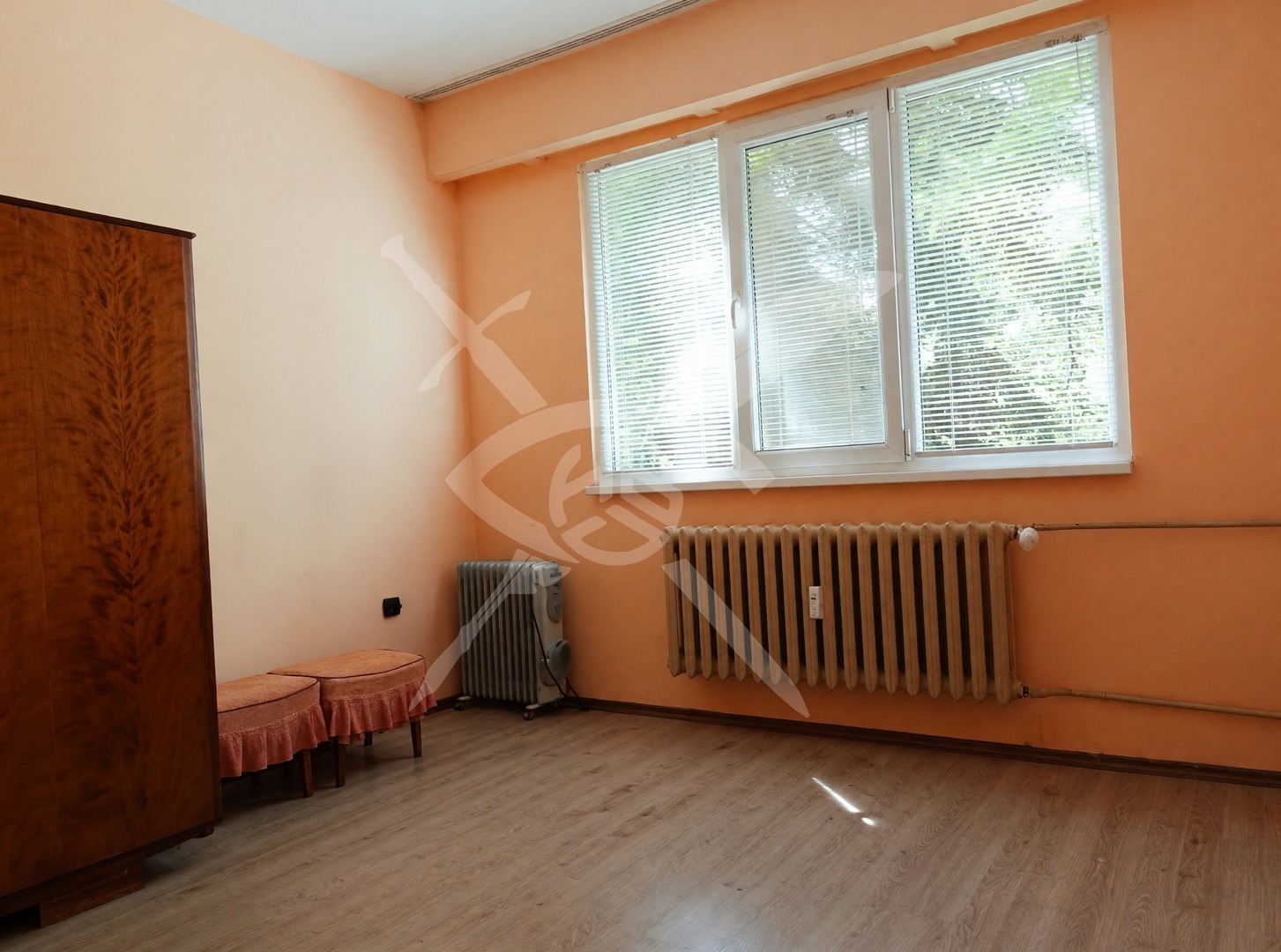 Дава под наем 2-СТАЕН, гр. София, Толстой, снимка 2 - Апартаменти - 54832004