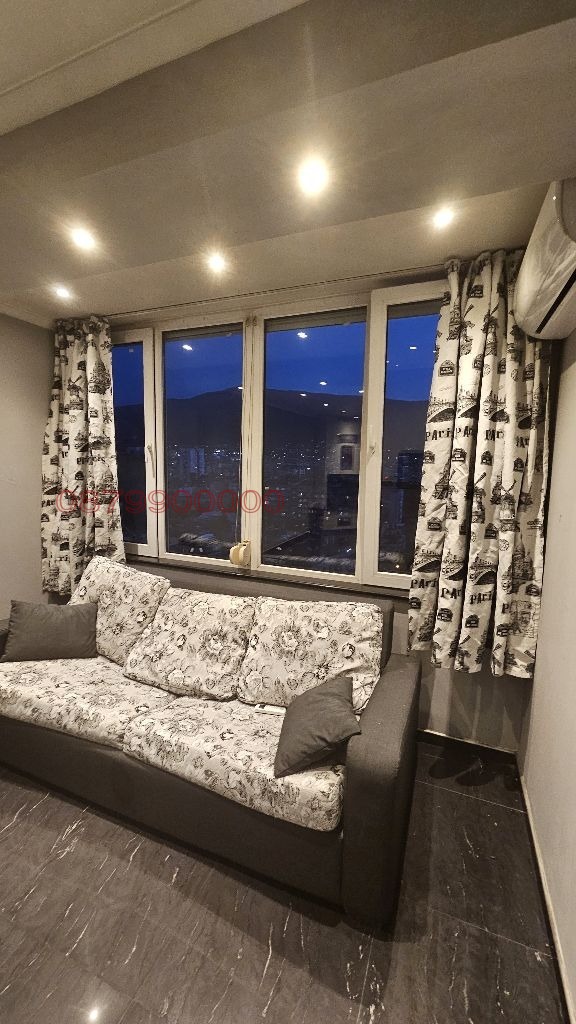 Издаје се  1 спаваћа соба Софија , Красно село , 75 м2 | 78963734 - слика [3]