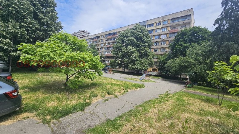 Til leje  1 soveværelse Sofia , Krasno selo , 75 kvm | 36504909 - billede [17]