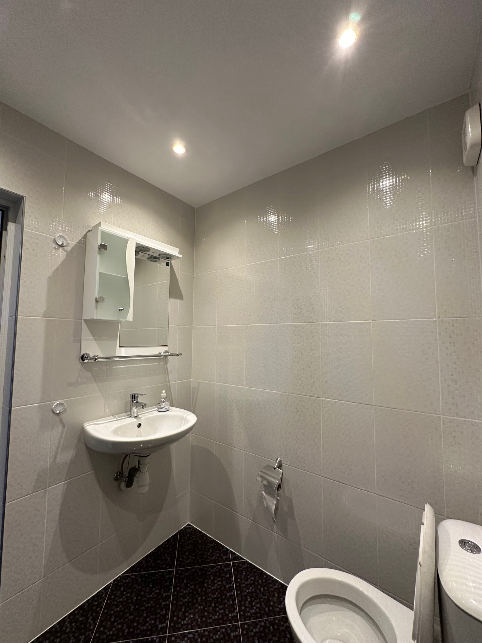 Дава под наем 2-СТАЕН, гр. София, Студентски град, снимка 9 - Апартаменти - 54277907