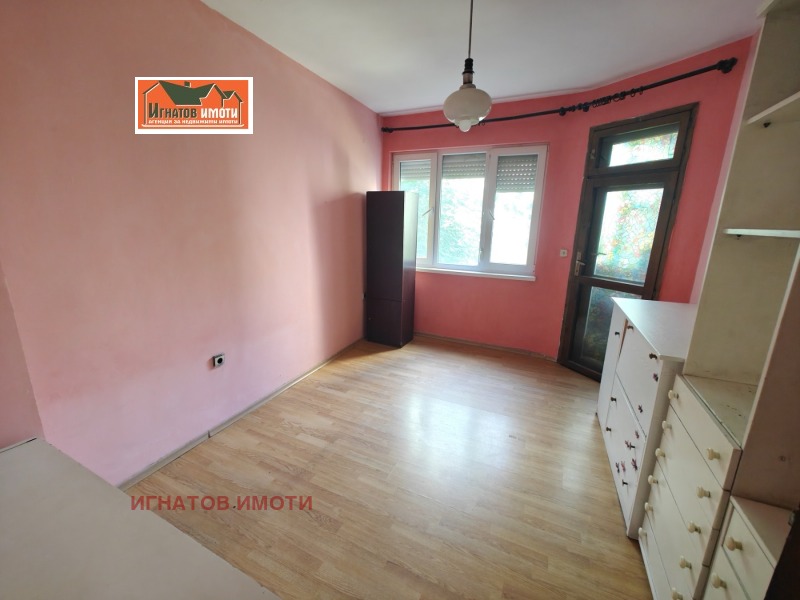 De inchiriat  1 dormitor Pazardjic , Țentâr , 60 mp | 11792747 - imagine [8]