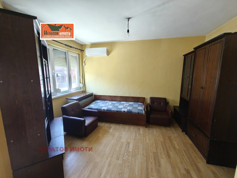 De inchiriat  1 dormitor Pazardjic , Țentâr , 60 mp | 11792747 - imagine [4]