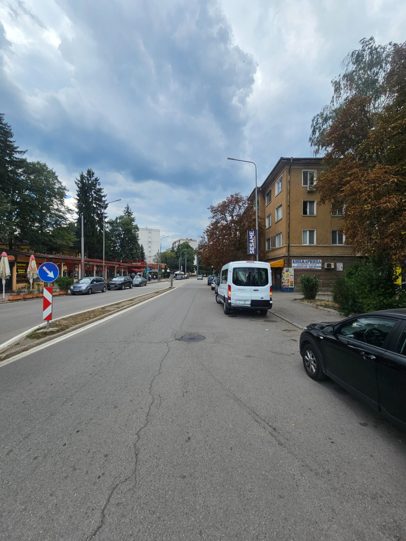 Дава под наем 3-СТАЕН, гр. Перник, Център, снимка 3 - Апартаменти - 52779013