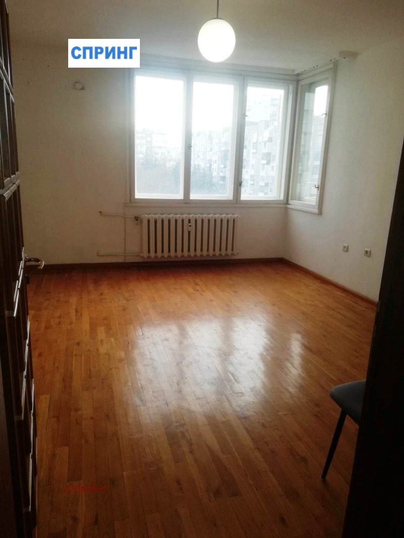 Vuokrattavana  1 makuuhuone Sofia , Mladost 1 , 77 neliömetriä | 75422644