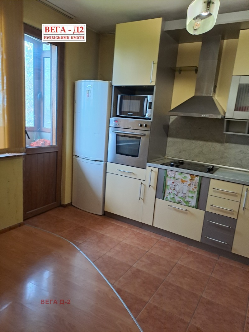 Дава под наем  3-стаен град Русе , Дружба 2 , 90 кв.м | 73812518 - изображение [4]