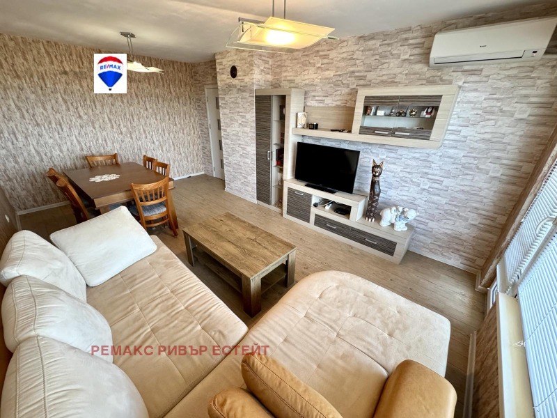 A louer  2 chambres Rouse , Tcharodeika - Yug , 82 m² | 68340709