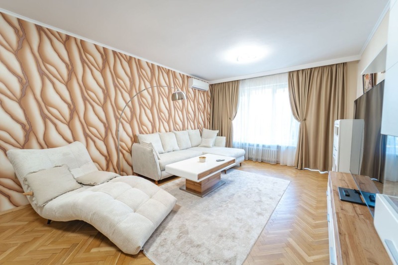 For Rent  3 bedroom Sofia , Doktorski pametnik , 162 sq.m | 23066846