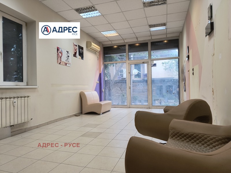 A louer  Boutique Rouse , Rodina 1 , 70 m² | 89532498 - image [2]