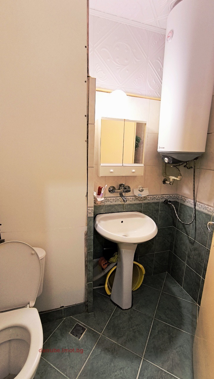 För uthyrning  1 sovrum Ruse , Zdravec Iztok , 62 kvm | 73487963 - bild [9]