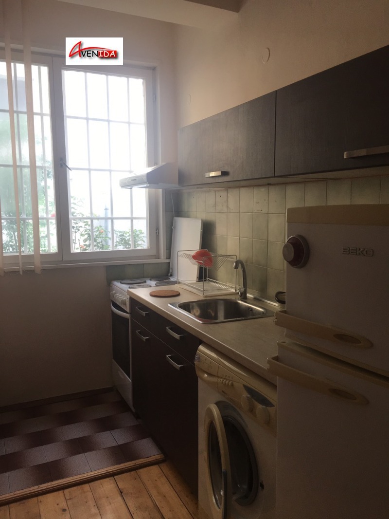 Дава под наем 2-СТАЕН, гр. София, Център, снимка 6 - Апартаменти - 52466607