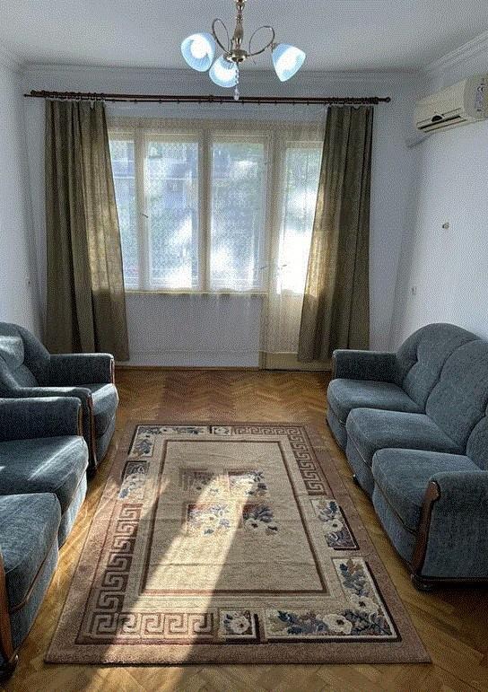 Da affittare  2 camere da letto Plovdiv , Tsentralna gara , 120 mq | 80005136