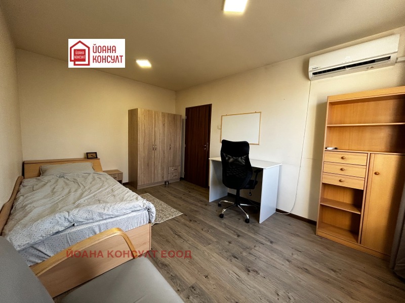 De inchiriat  2 dormitoare Pleven , Șiroc țentâr , 82 mp | 61303542 - imagine [15]