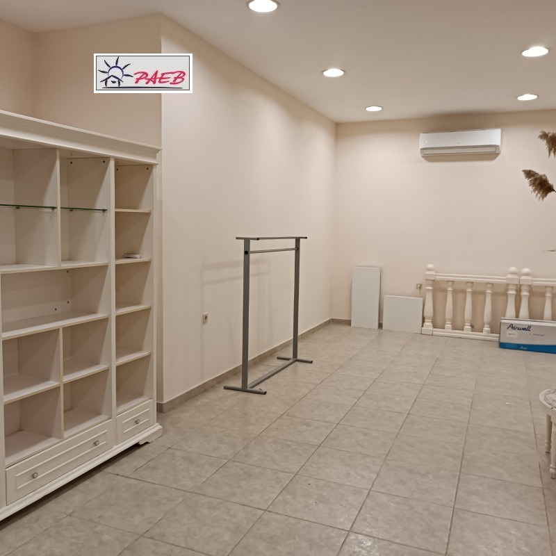 Дава под наем ОФИС, гр. Русе, Център