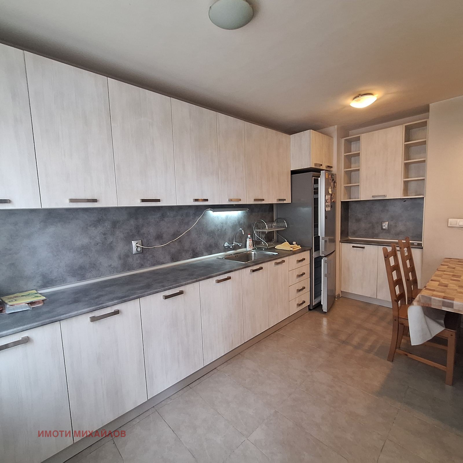 Дава под наем 3-СТАЕН, гр. София, Белите брези, снимка 2 - Апартаменти - 54276183