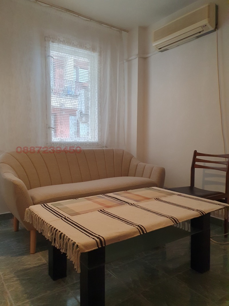 For Rent  1 bedroom Plovdiv , Marasha , 50 sq.m | 87596584 - image [2]