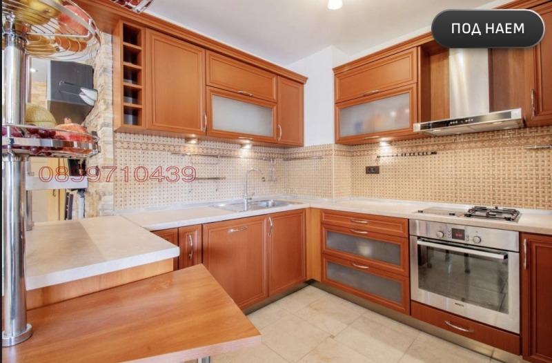 Дава под наем 3-СТАЕН, гр. София, Бъкстон