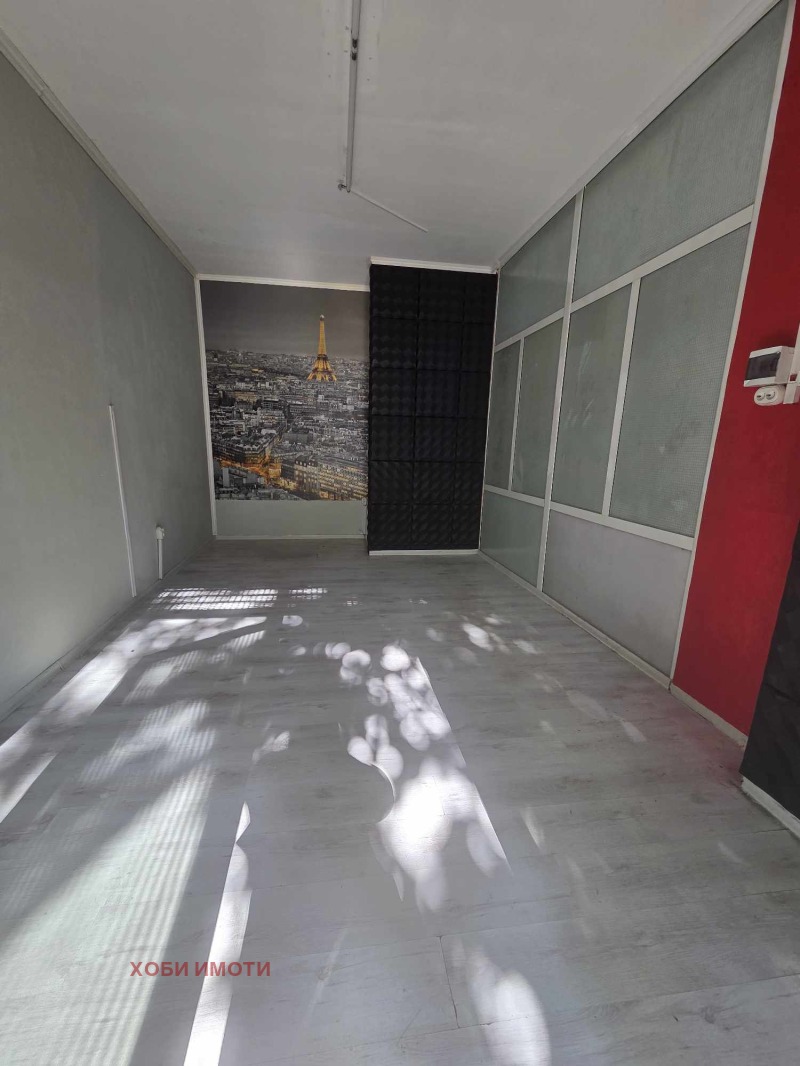 For Rent  Industrial building Plovdiv , Tsentar , 56 sq.m | 53987522 - image [3]