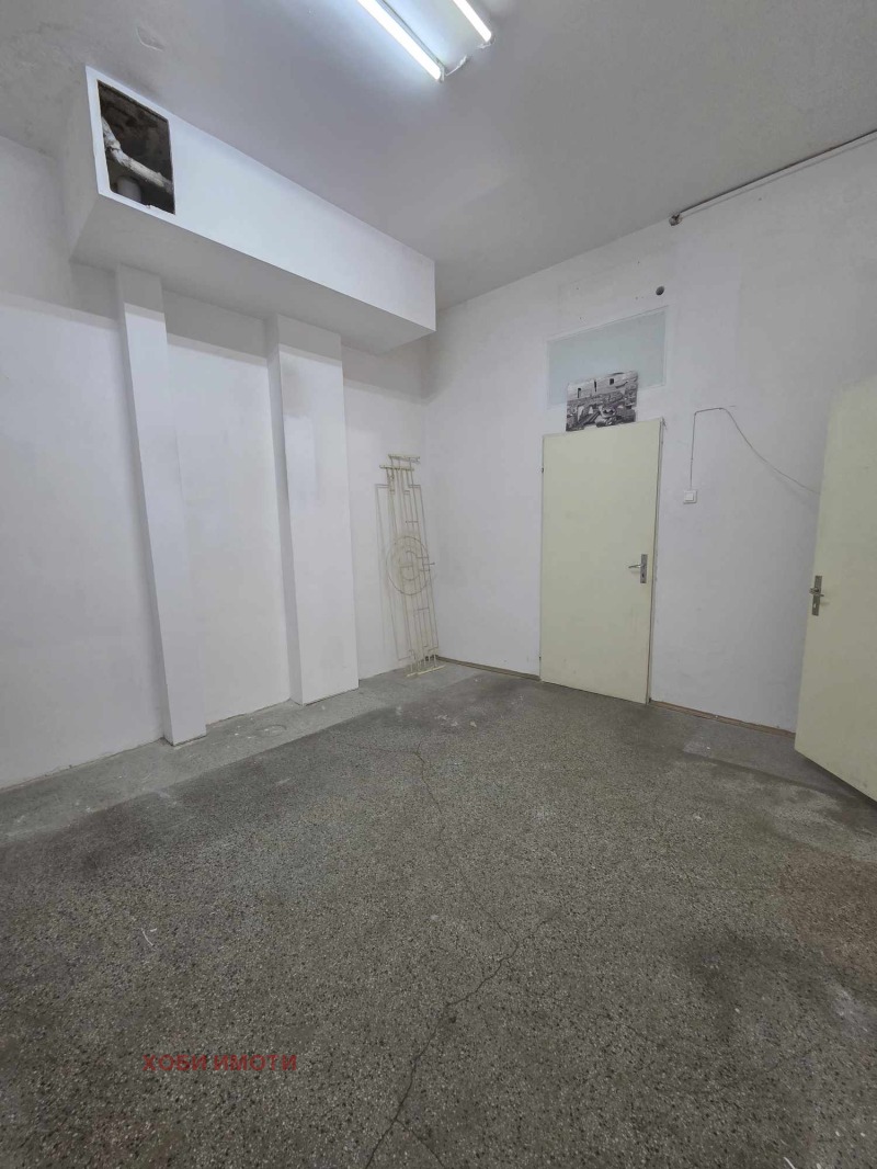 For Rent  Industrial building Plovdiv , Tsentar , 56 sq.m | 53987522 - image [11]