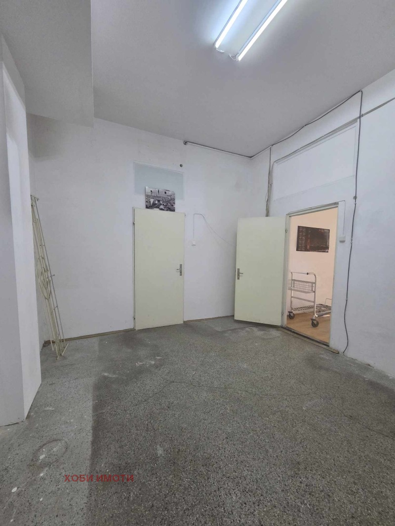 For Rent  Industrial building Plovdiv , Tsentar , 56 sq.m | 53987522 - image [9]
