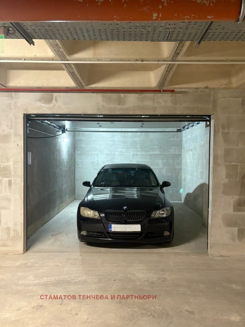 Vuokrattavana  Autotalli Burgas , Lazur , 23 neliömetriä | 64175022