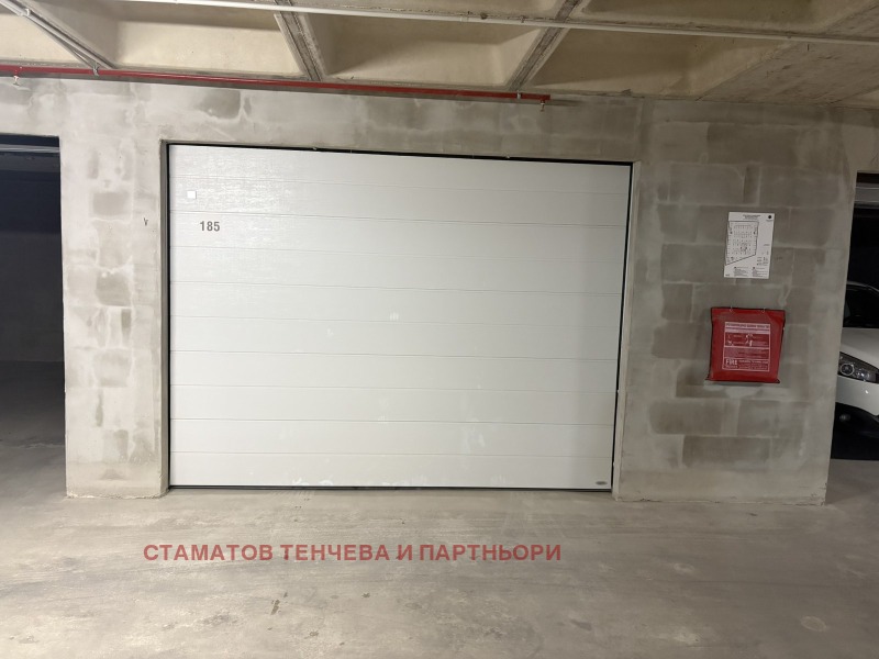 Vuokrattavana  Autotalli Burgas , Lazur , 23 neliömetriä | 64175022 - kuva [3]