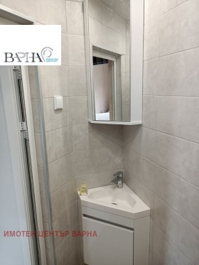 1 chambre Konfouto, Varna 12