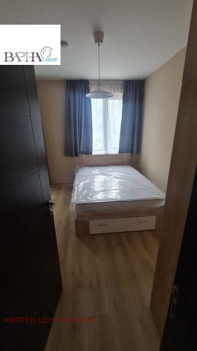 1 chambre Konfouto, Varna 7