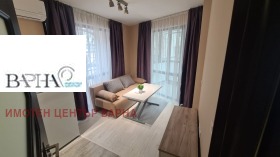 1 chambre Konfouto, Varna 1