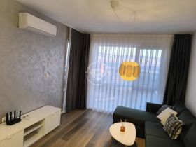1 ložnice Kajsieva gradina, Varna