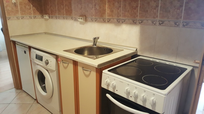 Дава под Наем 2-СТАЕН в град София, Младост 4 - 51 кв.м / 449 € » 878.17 лв., КРЕАТИВ 2005-'ОБЕДИНЕНИ АГЕНЦИИ ЗА НЕДВИЖИМИ ИМОТИ И ТУРИЗЪМ'