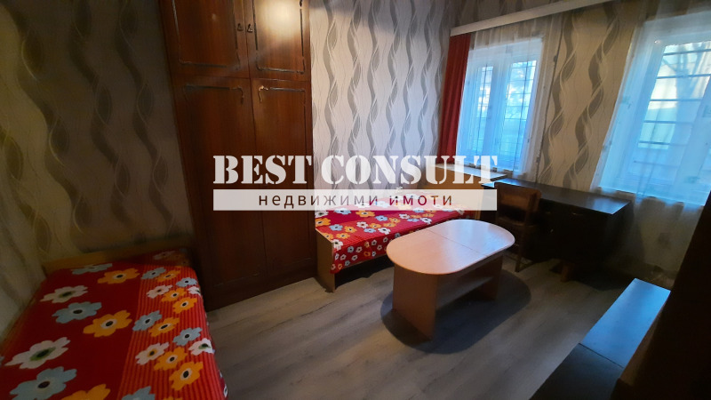 K pronájmu  Studio Ruse , Vazraždane , 42 m2 | 99107950 - obraz [2]