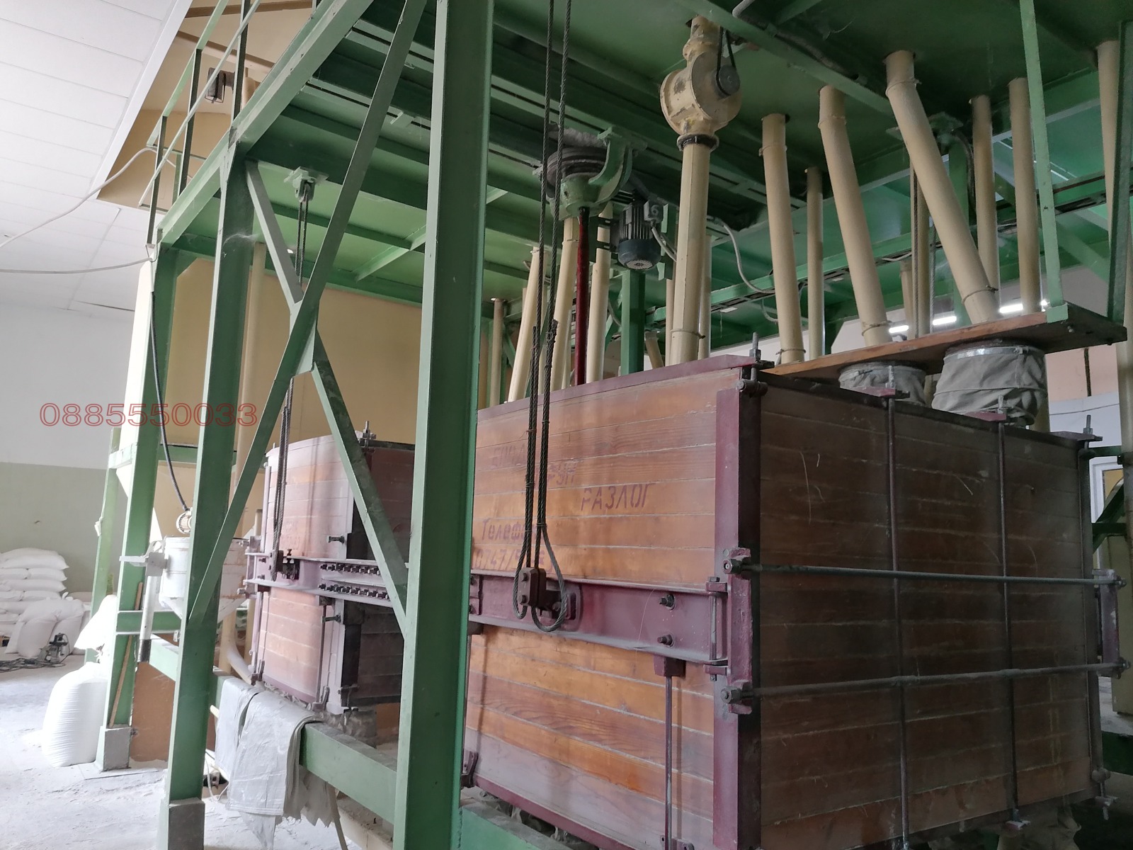 Дава под наем ПРОМ. ПОМЕЩЕНИЕ, гр. Луковит, област Ловеч, снимка 4 - Производствени сгради - 54201995