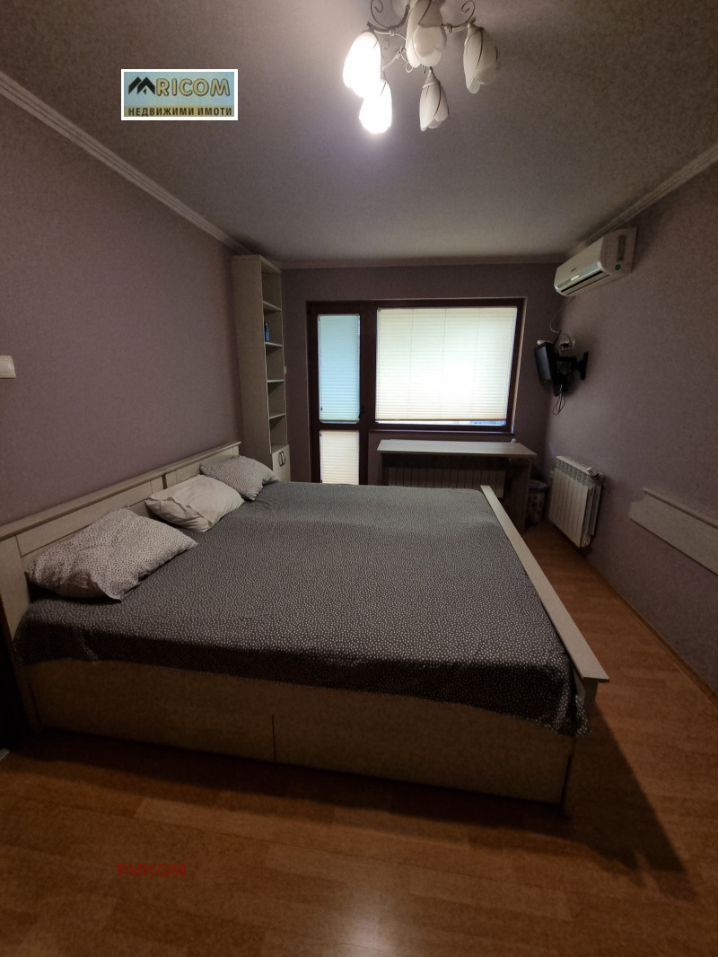 Zu vermieten  2 Schlafzimmer Plewen , Schirok zentar , 100 qm | 35047923 - Bild [14]