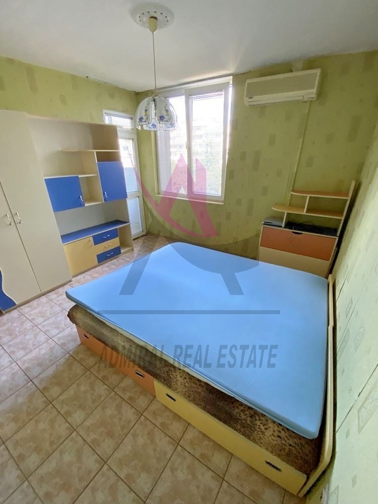 Zu vermieten  2 Schlafzimmer Warna , Zentar , 100 qm | 80747220 - Bild [5]