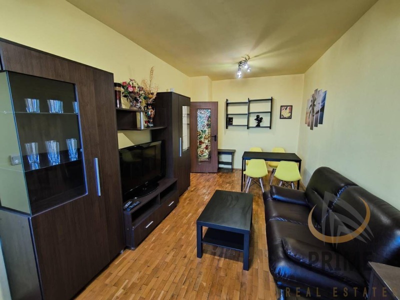 Zu vermieten  2 Schlafzimmer Burgas , Zorniza , 75 qm | 37441644
