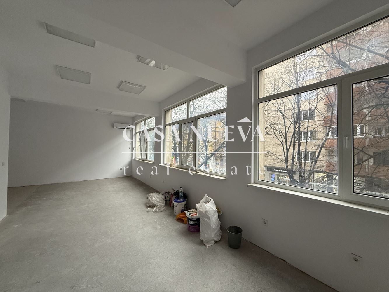 Дава под наем ОФИС, гр. Перник, Център, снимка 2 - Офиси - 53873424