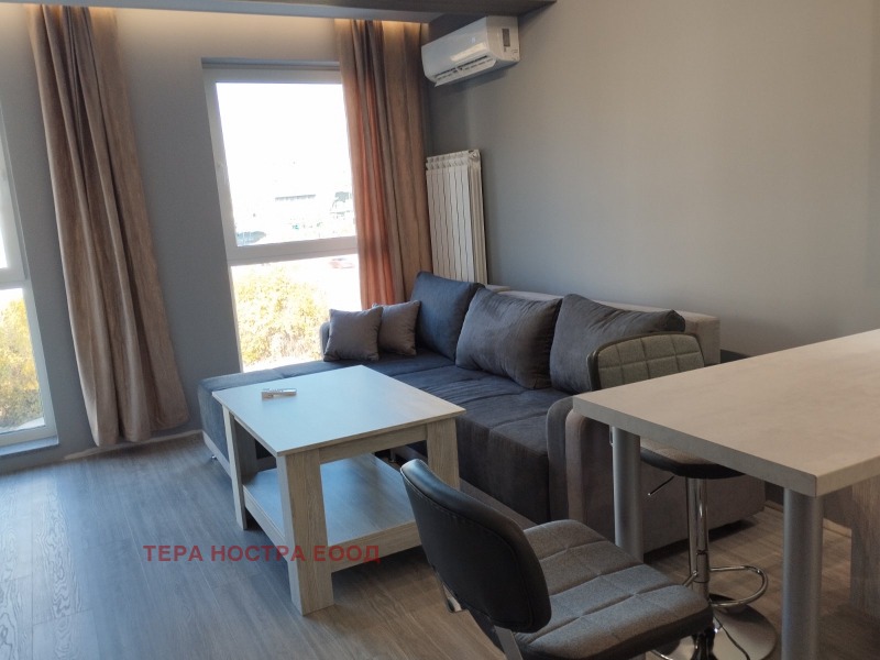 Дава под нем  2-стаен, град София, Дружба 2 •  650 EUR • ID 50267437 — holmes.bg - [1] 