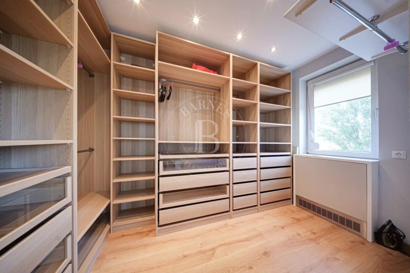 Te huur  Maisonnette Sofia , Lozenets , 230 m² | 45897641 - afbeelding [17]