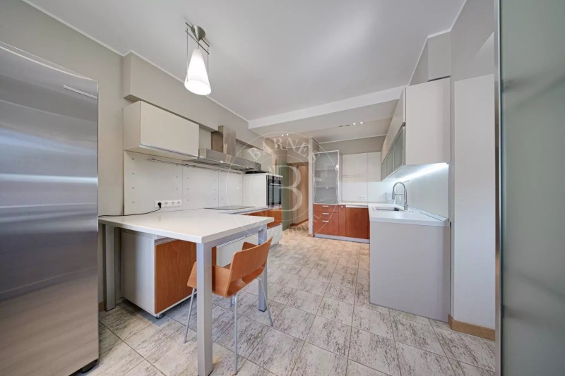 Te huur  Maisonnette Sofia , Lozenets , 230 m² | 45897641 - afbeelding [10]