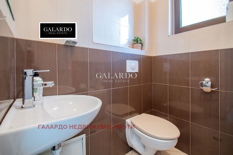Te huur  Kantoor Sofia , Tsentar , 152 m² | 38239074 - afbeelding [11]