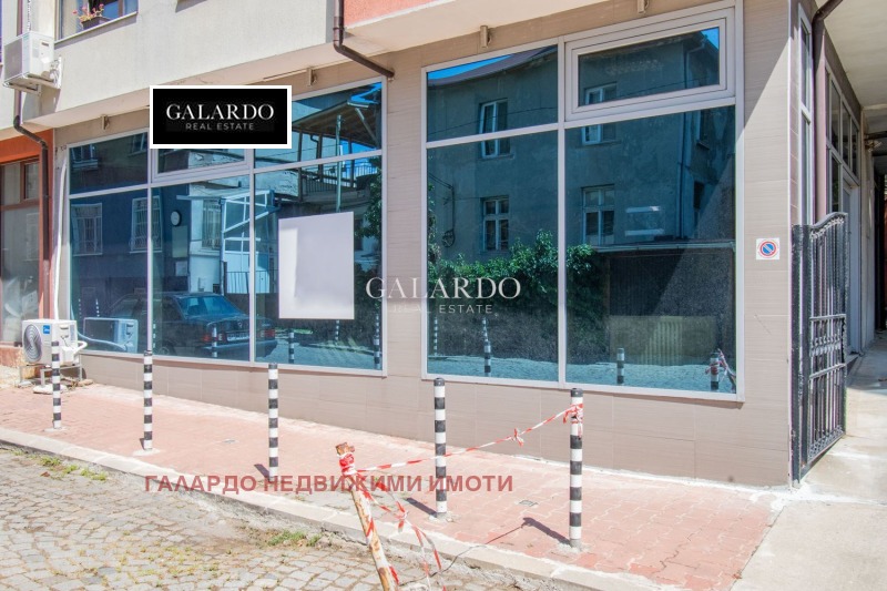 Te huur  Kantoor Sofia , Tsentar , 152 m² | 38239074 - afbeelding [16]