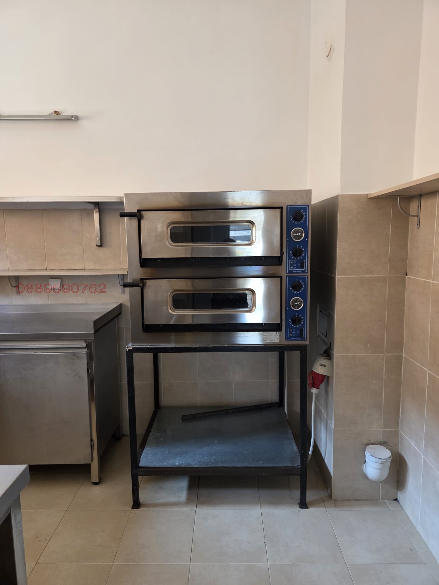 Дава под наем ЗАВЕДЕНИЕ, гр. Дупница, област Кюстендил, снимка 4 - Заведения - 53892494