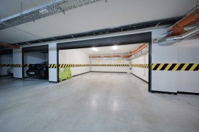 Garage Lozenets, Sofia 1