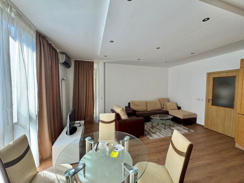 Do wynajęcia  1 sypialnia Sofia , Centar , 70 mkw | 16431435 - obraz [2]