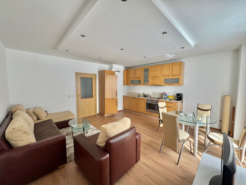 Do wynajęcia  1 sypialnia Sofia , Centar , 70 mkw | 16431435 - obraz [3]
